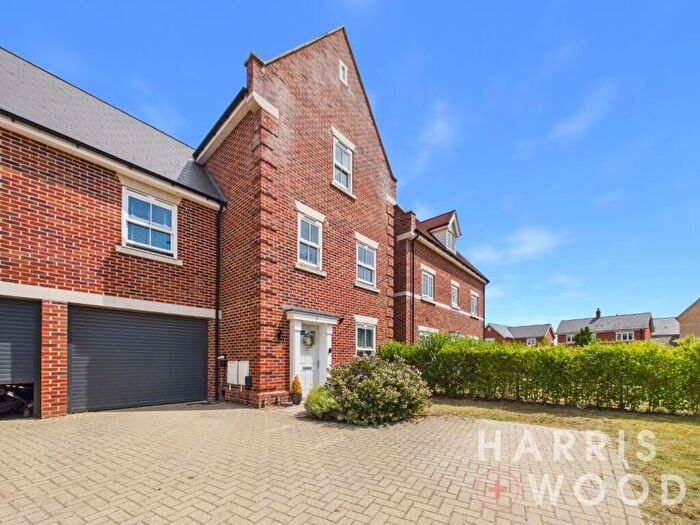 4 Bedroom Link Detached House For Sale In Cordelia Drive, Colchester, Essex, CO4