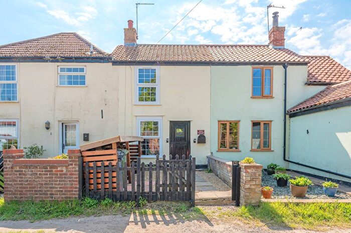 1 Bedroom Terraced House For Sale In The Street, Runham, NR29