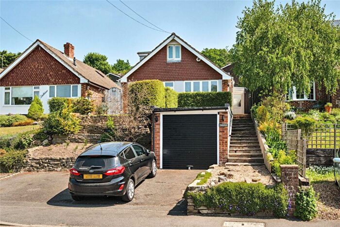 3 Bedroom Detached House For Sale In Rushmore Hill, Orpington, BR6
