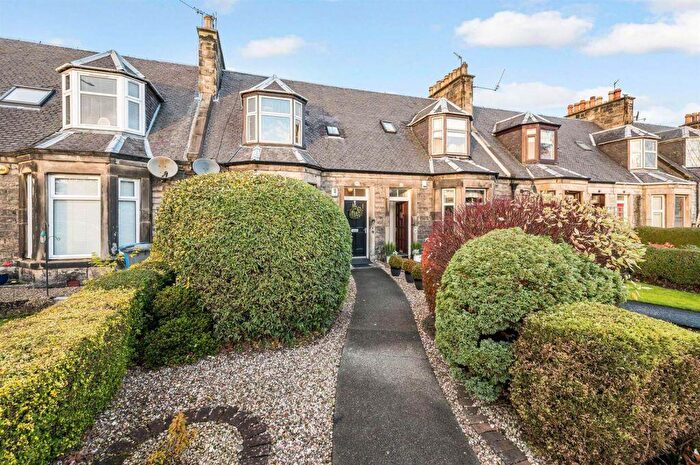 3 Bedroom Terraced House For Sale In Appin Crescent, Dunfermline, KY12