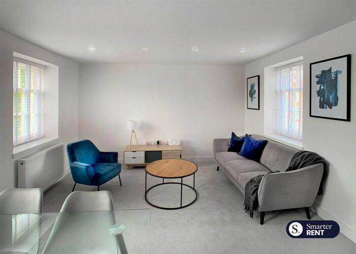 2 Bedroom Flat To Rent In Turks Head Court, Eton, Windsor, SL4