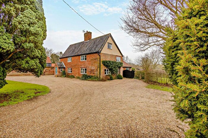 6 Bedroom Detached House For Sale In Mill Street, Middleton, Saxmundham, IP17