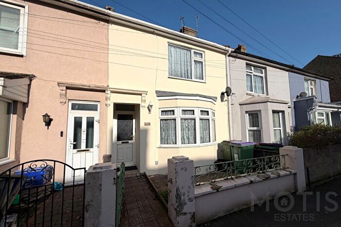 2 Bedroom Terraced House For Sale In Canterbury Road, Folkestone, CT19