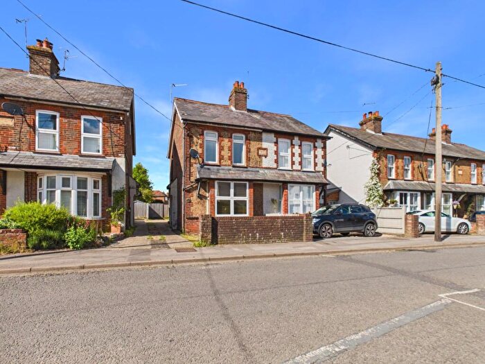 3 Bedroom Semi-Detached House For Sale In High Street, Prestwood, Great Missenden, HP16