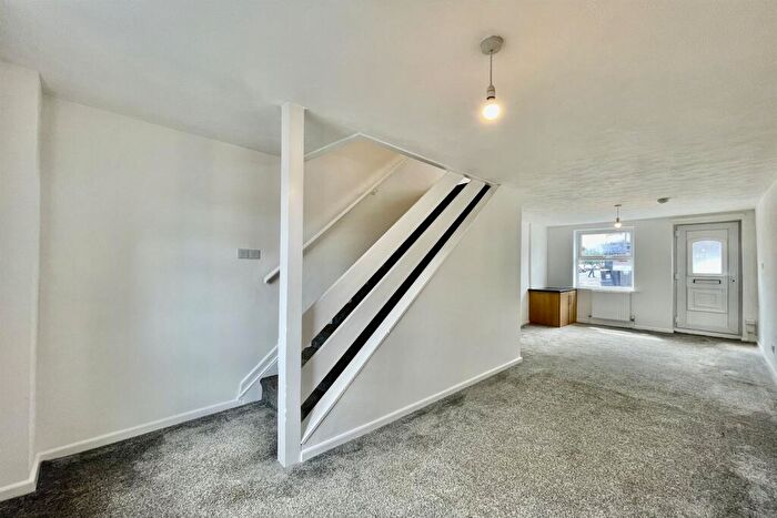 2 Bedroom House To Rent In Barrack Street, Colchester, CO1