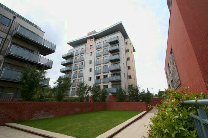 1 Bedroom Flat To Rent In Aqua House, Lakeside Drive, Park Royal, NW10