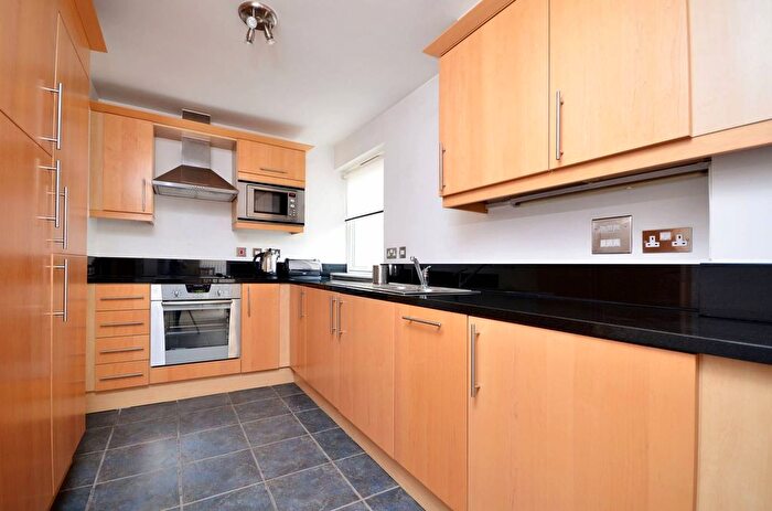 1 Bedroom Flat For Sale In Nash House, Canary Wharf, London, E14
