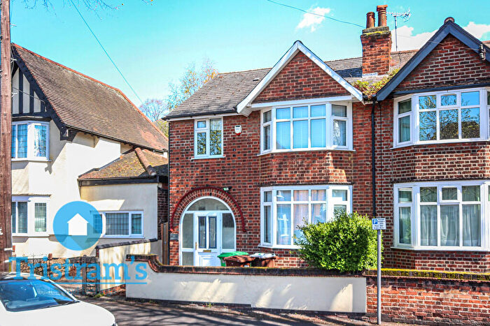 2 Bedroom Semi-Detached House To Rent In Rolleston Drive, The Park, NG7