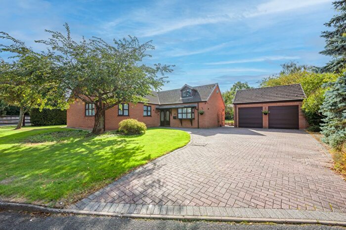 3 Bedroom Detached Bungalow For Sale In Aldermead Close, Admaston, Telford, TF5