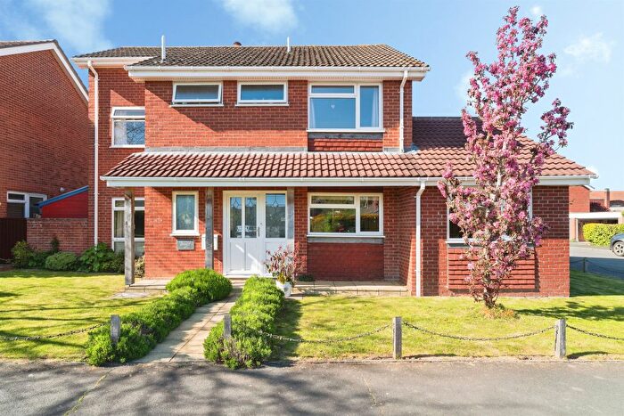 4 Bedroom Detached House For Sale In Grove Lane, Holt, NR25