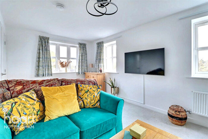 3 Bedroom Detached House To Rent In Hadley Close, Nottingham, NG15