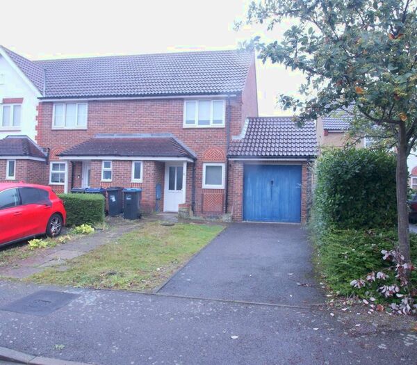 2 Bedroom Terraced House To Rent In Gainsborough Avenue, Margate, CT9