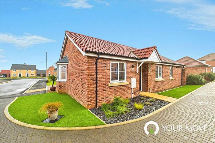 3 Bedroom Bungalow For Sale In Ellis Drive, Bungay, Suffolk, NR35