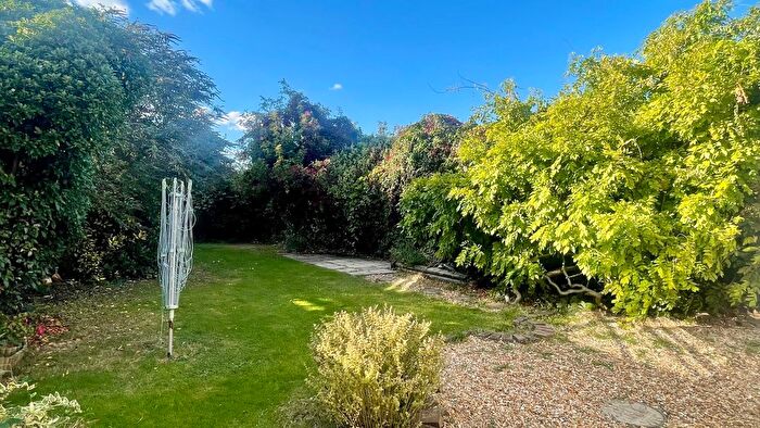 4 Bedroom Detached House For Sale In Waterloo Road, Peterborough, PE1
