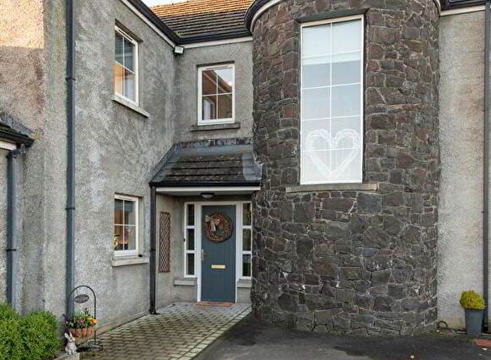 4 Bedroom Detached House For Sale In Glen Road, Dromore, BT25