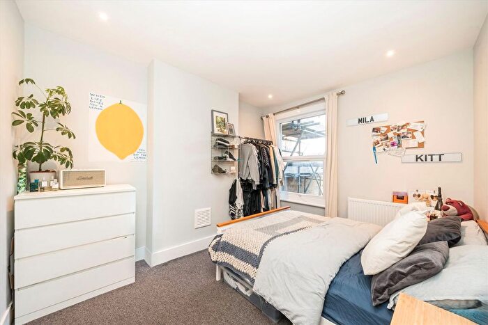 1 Bedroom Flat To Rent In Darfield Road, London, SE4