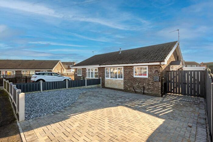 2 Bedroom Bungalow To Rent In Locking Drive, Armthorpe, Doncaster, DN3