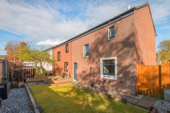 2 Bedroom Terraced House For Sale In Colonsay Park, Glenrothes, KY7