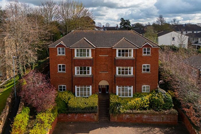 2 Bedroom Flat For Sale In Hight Street, Northampton, NN2