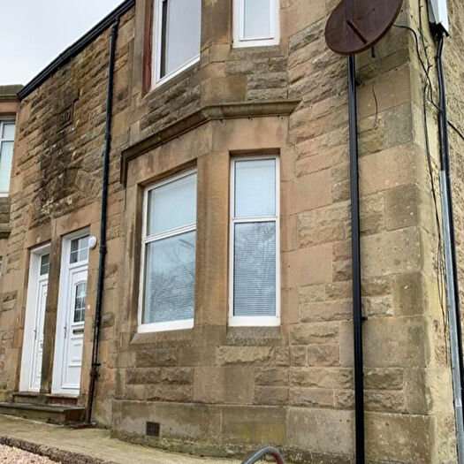 2 Bedroom Flat To Rent In Thornton Road, Lanark, ML11