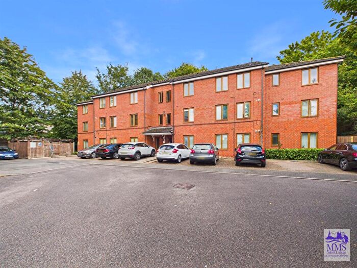 1 Bedroom Flat For Sale In Radnor Close, Maidstone, ME14