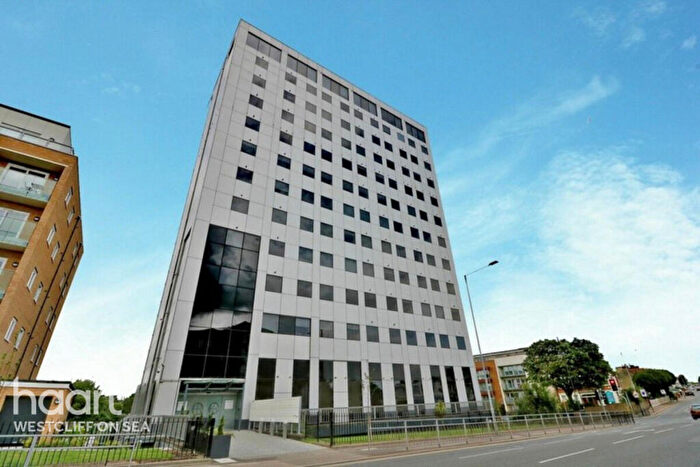 1 Bedroom Apartment For Sale In Southchurch Avenue, Southend-On-Sea, SS1