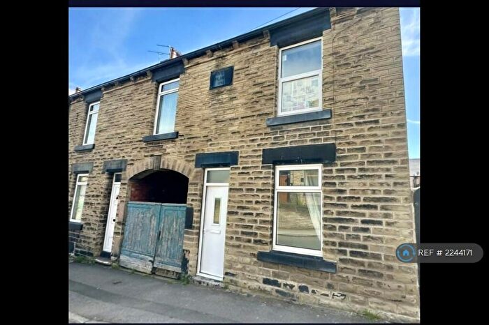3 Bedroom Terraced House To Rent In Beech Street, Barnsley, S70
