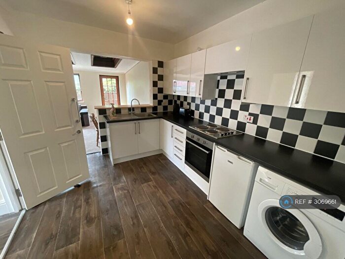 5 Bedroom Terraced House To Rent In Kellaway Avenue, Bristol, BS6