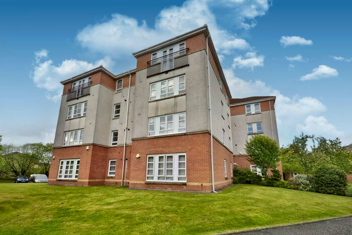 2 Bedroom Flat To Rent In Old Castle Gardens, Cathcart, G44