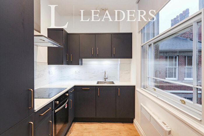 2 Bedroom Apartment To Rent In Liberty House, Bank Street, S1