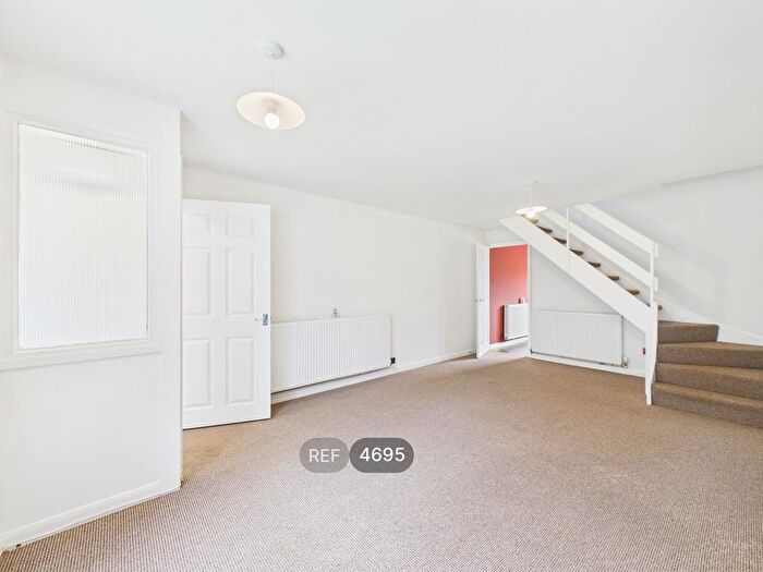 2 Bedroom End Of Terrace House To Rent In , Calderdale Drive, Nottingham, NG10