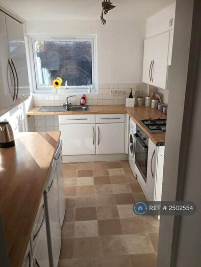 5 Bedroom Terraced House To Rent In Winterbourne Road, Chichester, PO19