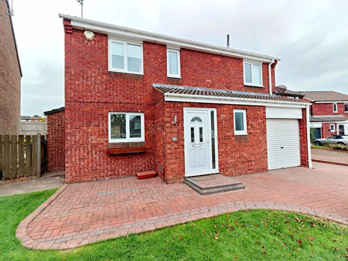 4 Bedroom Detached House To Rent In Sunningdale Drive, Washington, NE37