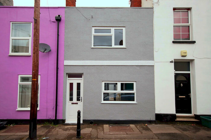 3 Bedroom Terraced House To Rent In Kingsholm, Gloucester, GL1