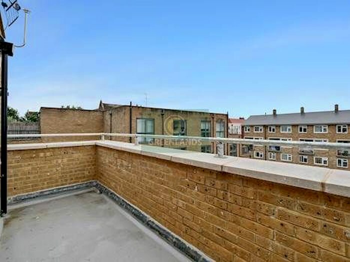 1 Bedroom Flat To Rent In Bethnal Green Road, Bethnal Green, E2