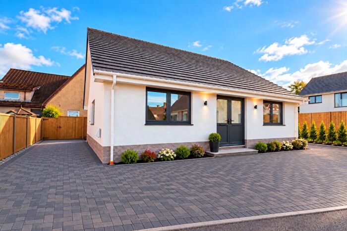 3 Bedroom Bungalow For Sale In Ayr Road, Shawsburn, Larkhall, ML9