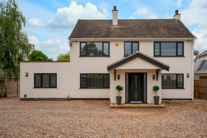6 Bedroom Detached House For Sale In Shrewley Common Warwick, Warwickshire, CV35