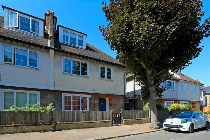 1 Bedroom Flat To Rent In Amerland Road, London, SW18