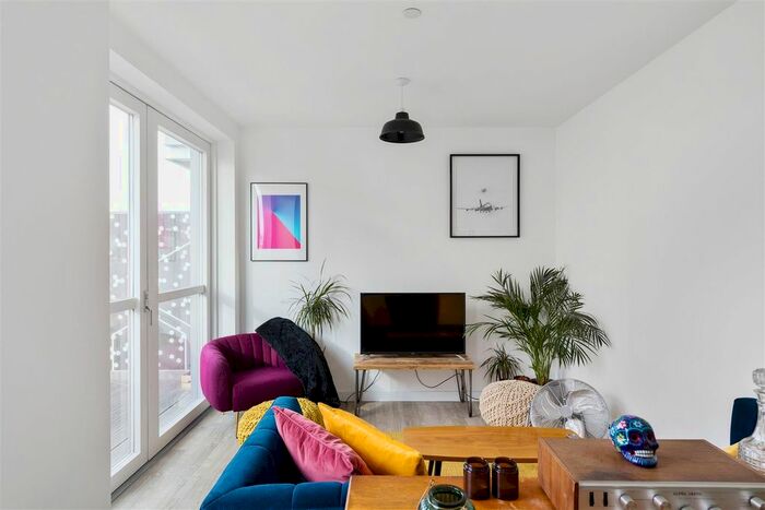 1 Bedroom Flat To Rent In Old Brewery Way, London, E17