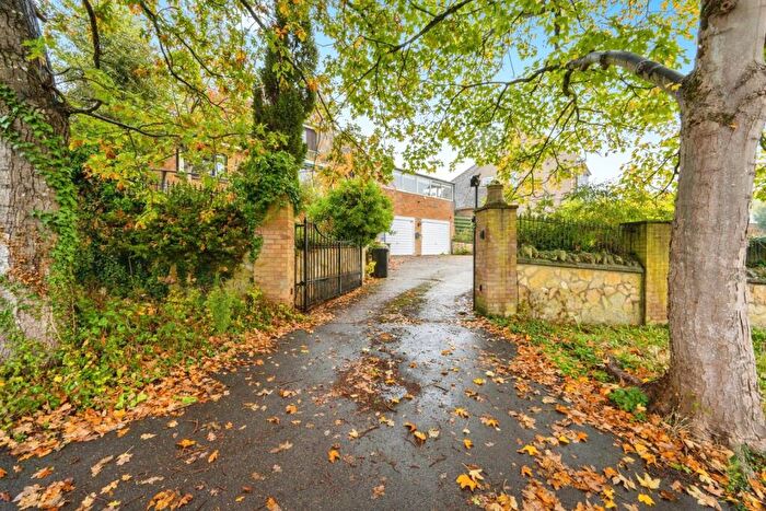 4 Bedroom Detached House For Sale In Church Lane, Wymington, Rushden, Bedfordshire, NN10