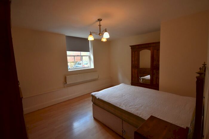 1 Bedroom Flat To Rent In Wynnstay Hall Estate, Ruabon, LL14