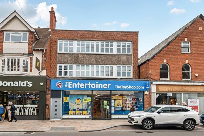 2 Bedroom Flat For Sale In High Street, Camberley, GU15