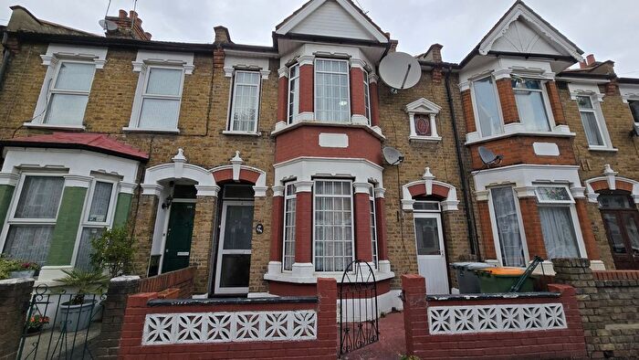 4 Bedroom Terraced House To Rent In Mitcham Road, London, E6