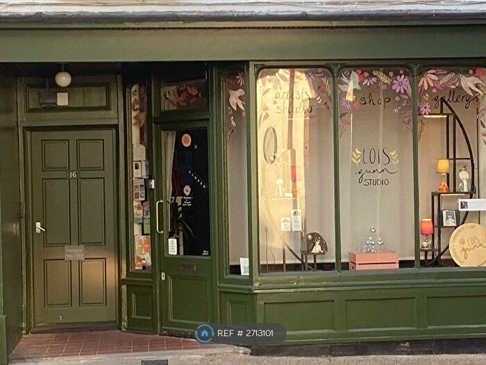 2 Bedroom Flat To Rent In Church Street, Woodbridge, IP12