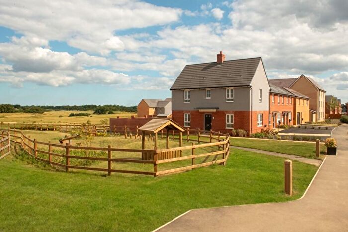 3 Bedroom Detached House For Sale In Henley Gate, Ipswich, IP1