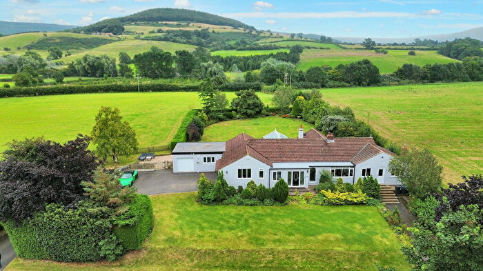 4 Bedroom Detached Bungalow For Sale In Gorselands, Swainby, DL6