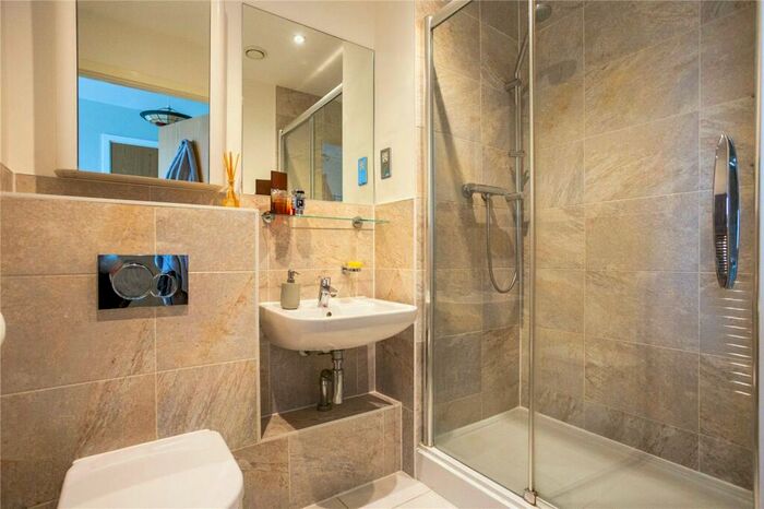 2 Bedroom Flat For Sale In Longmead Terrace, Bath, BA2