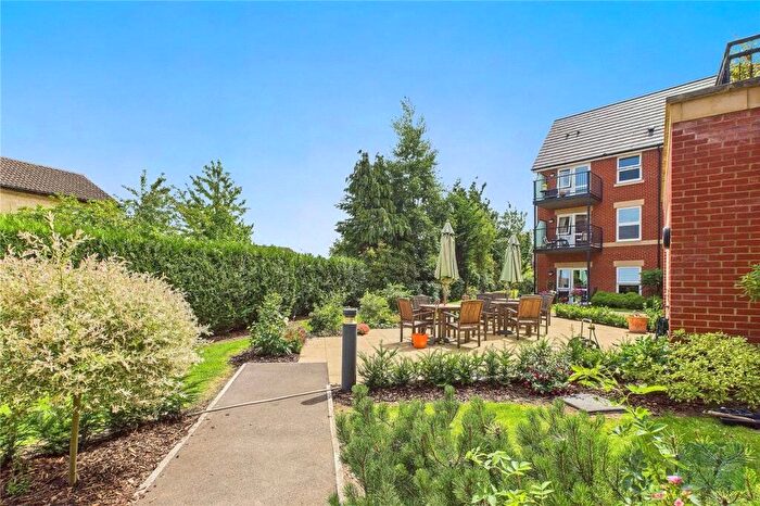 1 Bedroom Flat For Sale In Meadowsweet Place, Melksham, SN12