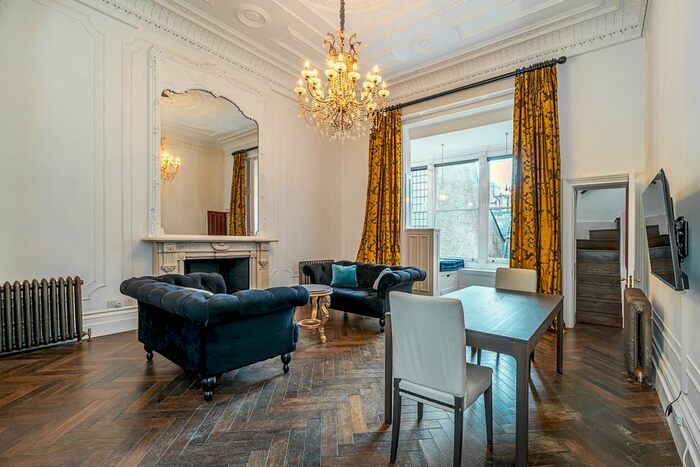 Studio To Rent In Queen's Gate, London, SW7