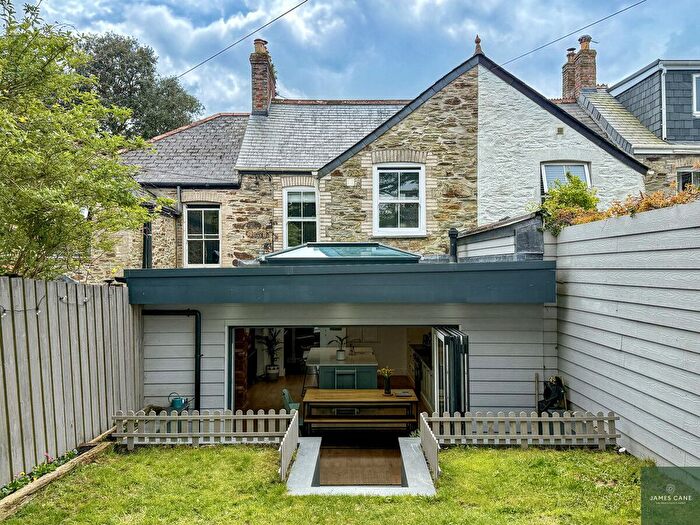 3 Bedroom Town House For Sale In Broad Street, Truro, TR1